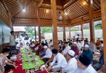 Bupati Pringsewu Gelar Buka Puasa Bersama Dengan Berbagai Kalangan Masyarakat