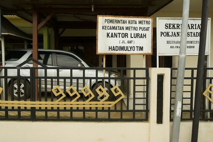 Kantor Lurah Metro Pusat